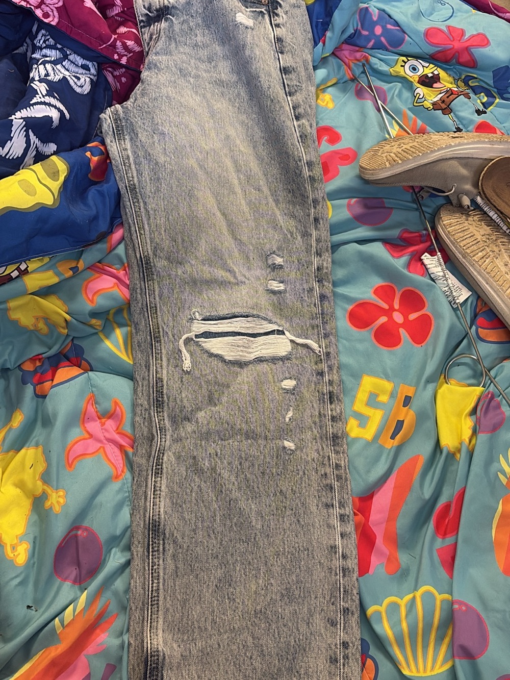 KanCan Light Wash Distressed Jeans